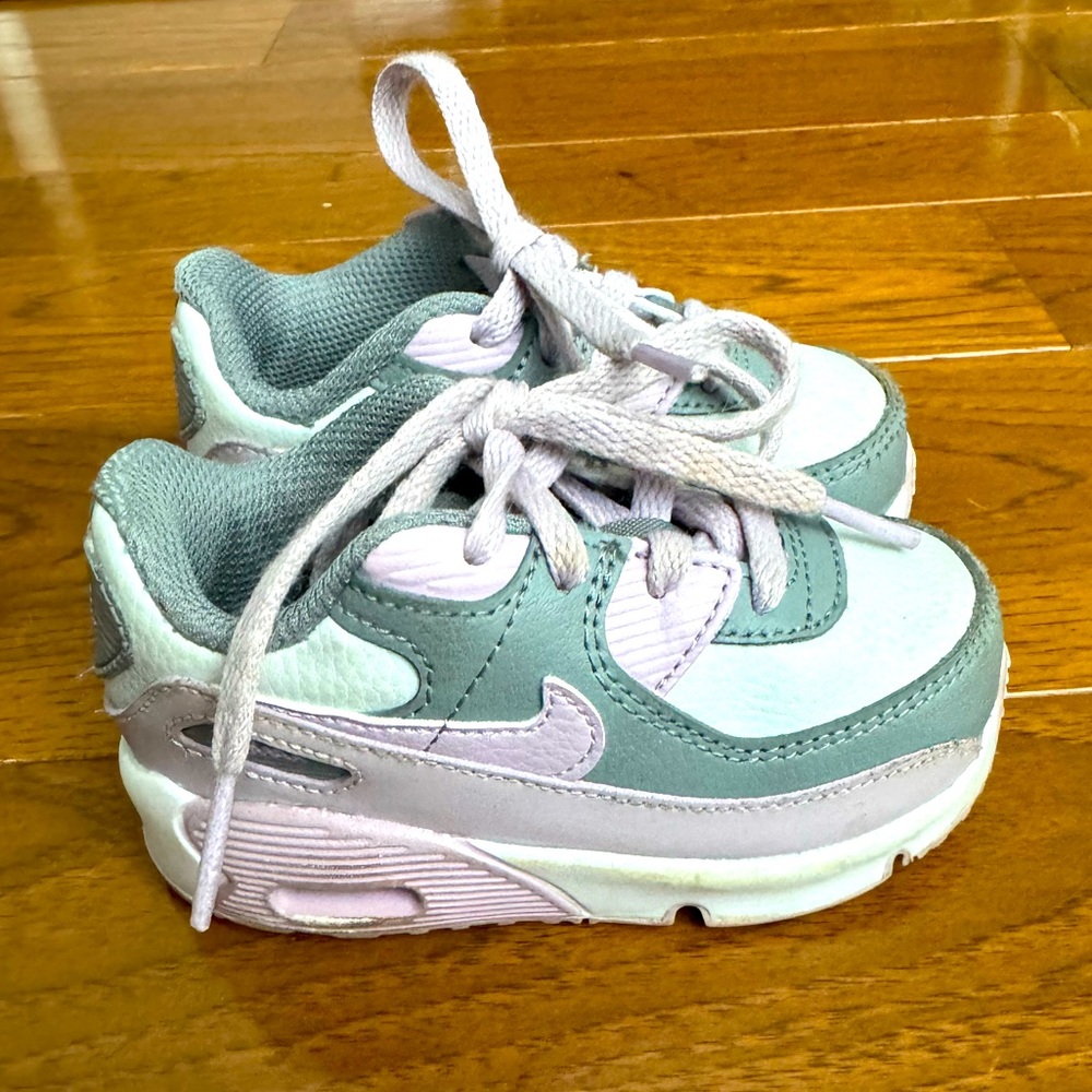 Nike Air Force 1 Baby/Toddler Tennis Shoes - Purple and White (Size 5C)